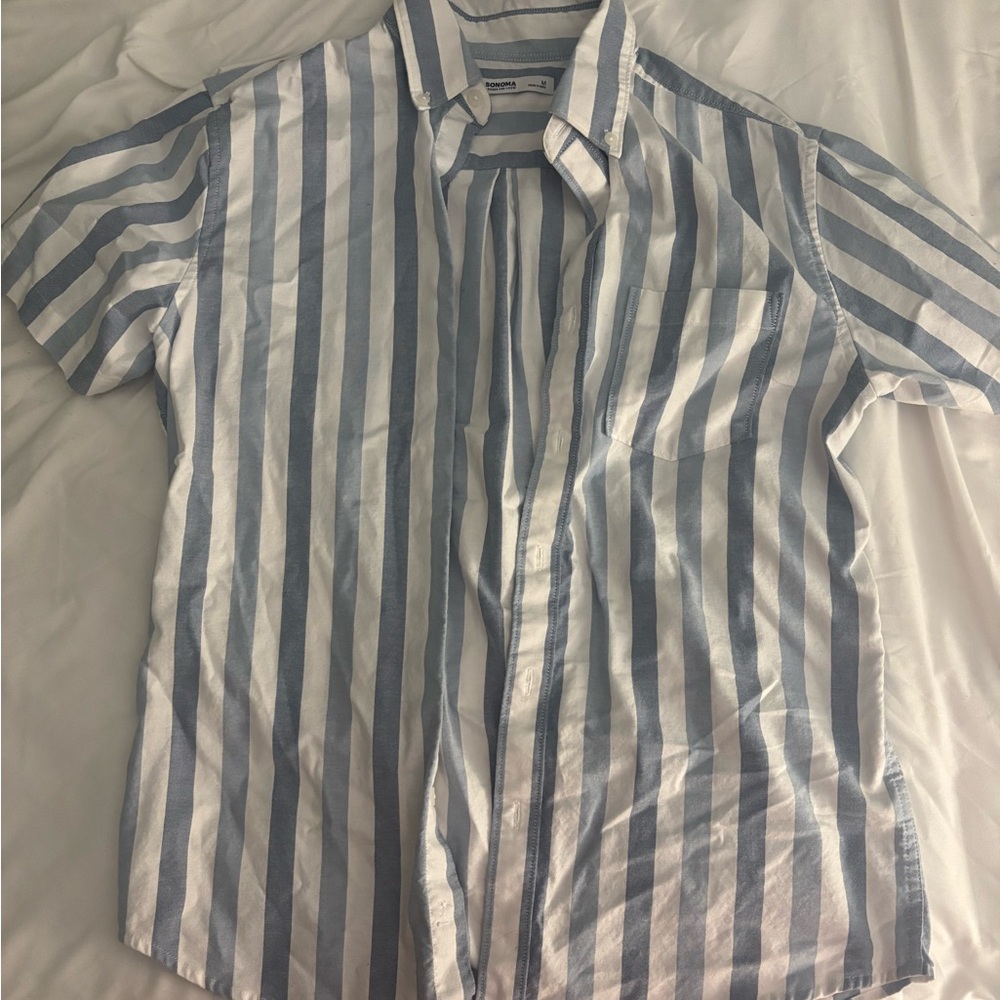 Sonoma Men's Blue and White Striped Casual Shirt